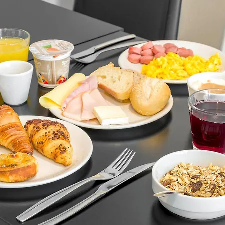 B&B Hotel Ferrara Otel