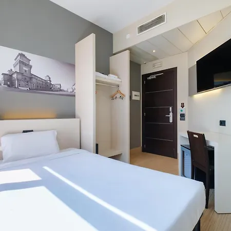 B&B Hotel Ferrara Hotel 3*