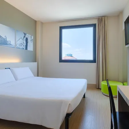 B&B Hotel Ferrara Hotell Ferrara