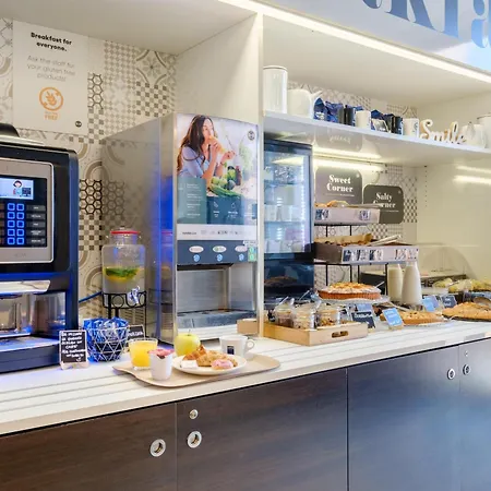 B&B Hotel Ferrara Отель