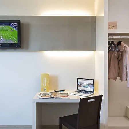 Отель B&B Hotel Ferrara