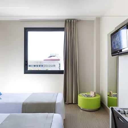 Отель B&B Hotel Ferrara 3*