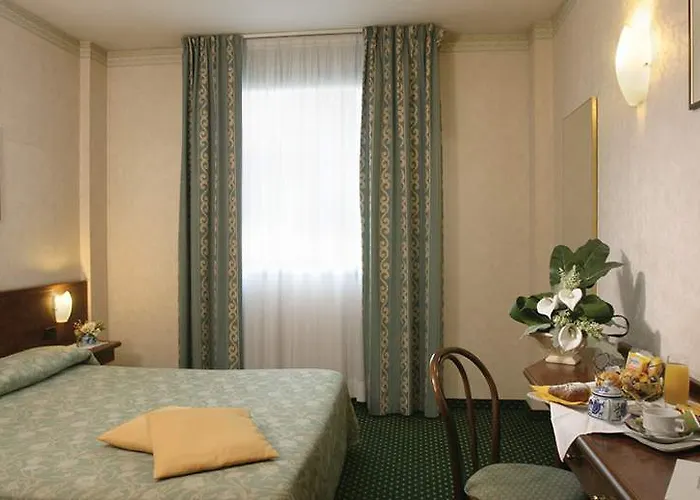 B&B Hotel Ferrara Hotel 3*