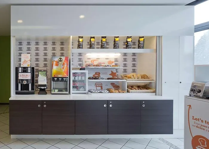 Hotel B&B Hotel Ferrara 3*